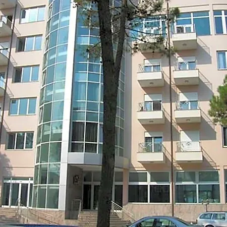 Hotel Dolce Durres
